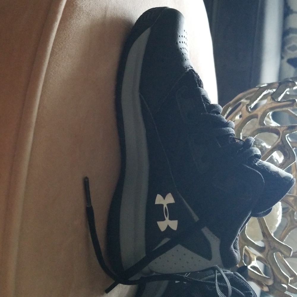 Under armour basketball sneakers